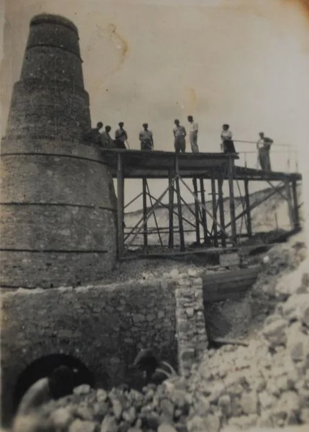Bluebird Fertilizers — 1949: The beginnings of lime production — a lime kiln under construction.